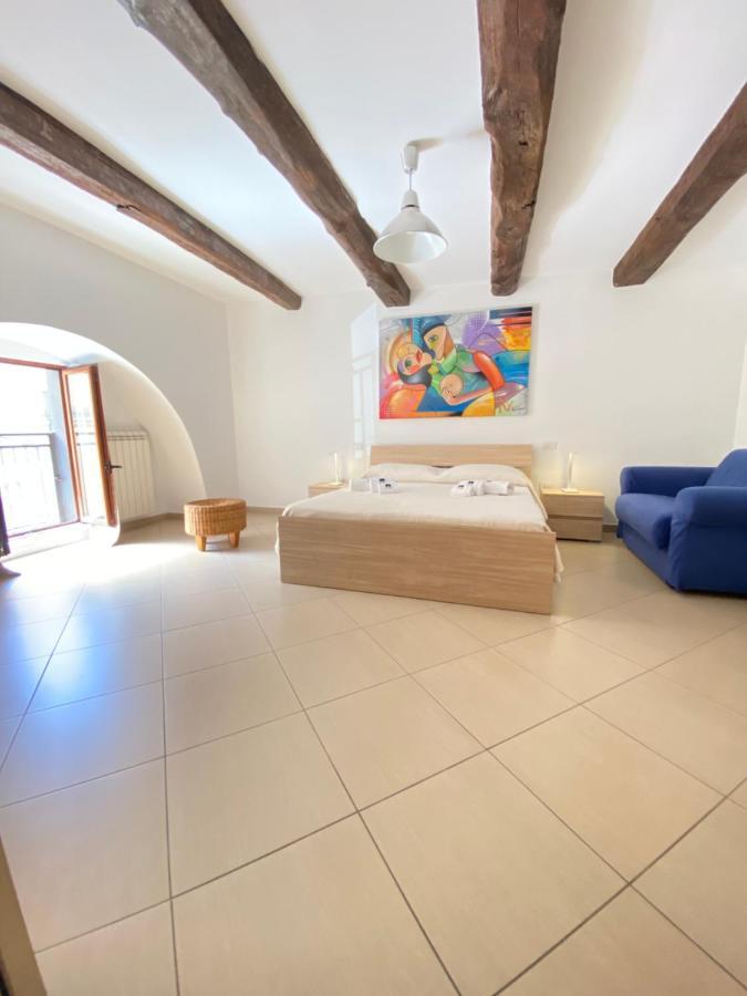 Ch Suite & Privateparking - Corso 18 Agosto - Apartment Potenza Eksteriør billede